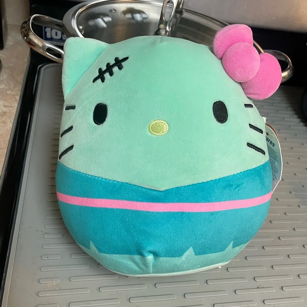Squishmallows Hello Kitty and Friends 8 Inch Franken Halloween Plush